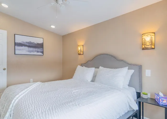 The Chena River House River Suite